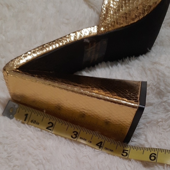 Fashion Nova Gold Heels with Snakeskin Pattern - Picture 8 of 8